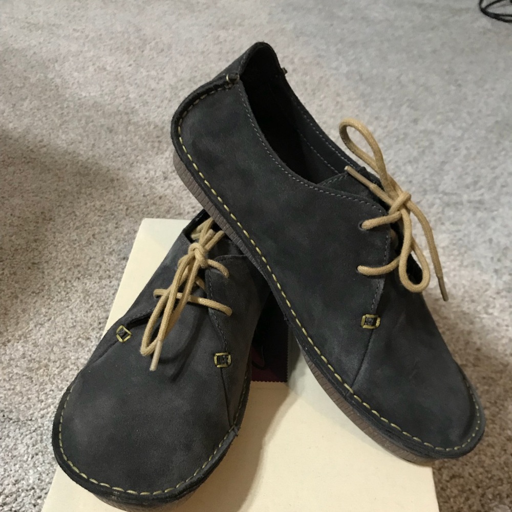 Clark’s artisan Janey Mae lace-up shoe